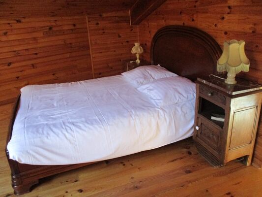 Chambre 5 - Lit en 140
