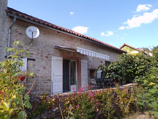 Mme Roux à Saint-Martin-Labouval