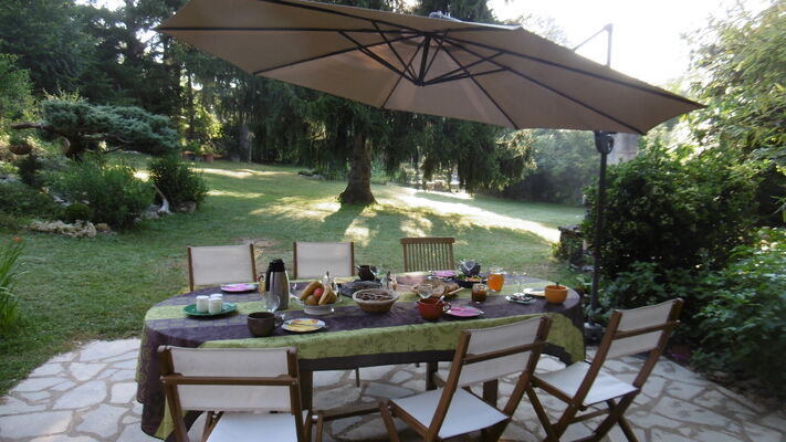 181017MasDuCerf_SaintPierreToirac_PetitDejeunerEnTerrasse