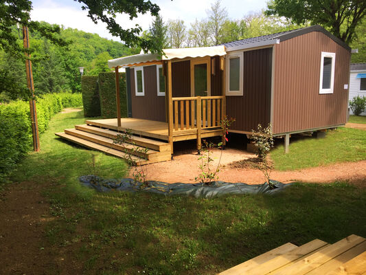 190415CampingDuDomaineDuSurgie_Figeac_SuperMercure_CottagePremium