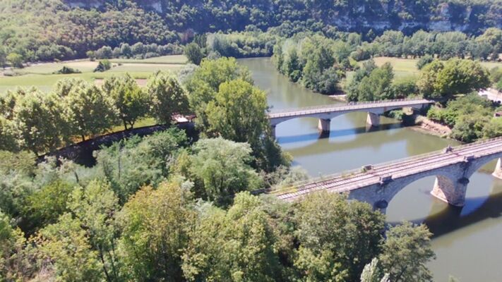 Base de loisirs 2 ponts sur le Lot - Cénevières