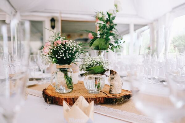 terrasse pour un repas de mariage