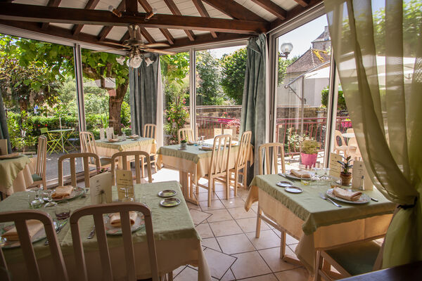 Auberge de Lile-creysse - Terrasse couverte