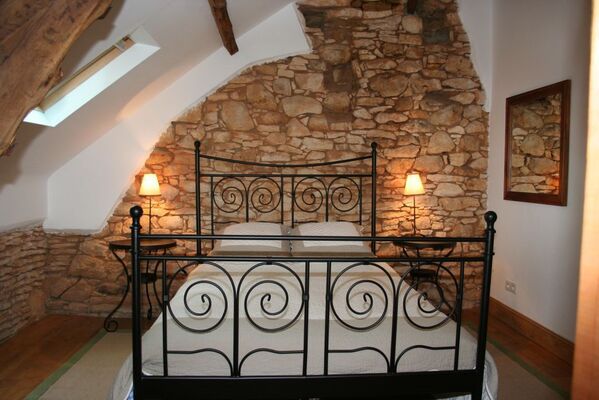 Boussagou - Le Pigeonnier - Chambre avec ensuite salle de bain