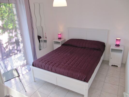 CHAMBRE 1 REDUIT