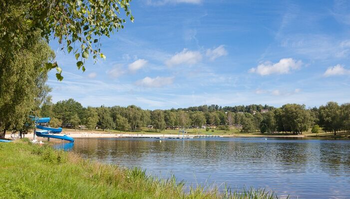 COTTAGES_DU_LAC_DE_MIEL_BEYNAT_LAC