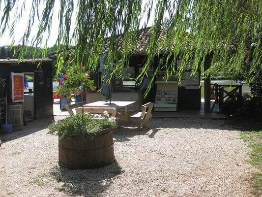 Camping Plan d'Eau de la Cayre