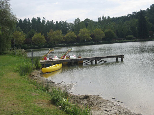 Camping Plan d'Eau de la Cayre