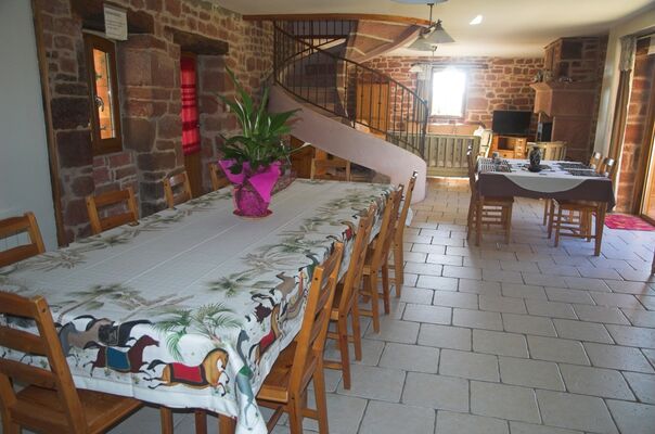 ChHotes-LePreCollonges-NOAILHAC_salleAmanger