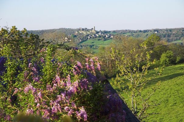 ChHotes-LePreCollonges-NOAILHAC_vueTurenne