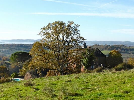 ChateauDeMarsac-Meyssac_vueArriere