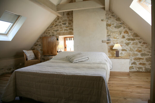 Chambre - Gîte "L'esprit des Pierres" - © Hameau du Quercy -012