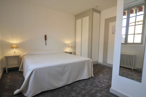 Chambre 1- Relais Saint Jacques - Collonges-la-Rouge