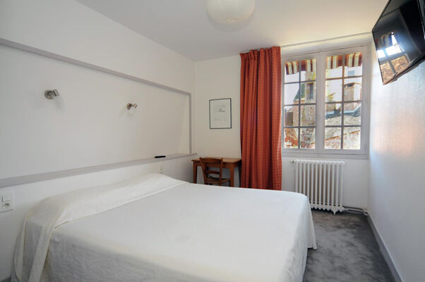 Chambre 2- Relais Saint Jacques - Collonges-la-Rouge