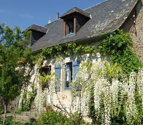 Chambre d'hôtes Espace champêtre-Facade-sans-logo retouch