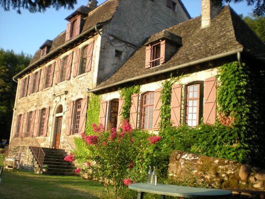 Chambre d'hôtes-Le Pradel-Façade