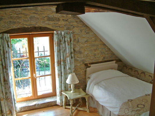 D- Bread-Oven Bedroom