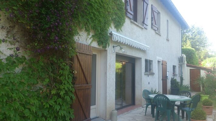Gîte Mme BESSE Pradines