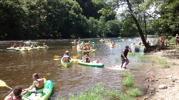 Départ canoë - Camping le Vaurette - Argentat - Vallée de la Dordogne