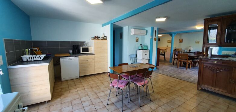 Domaine La Calprade - Le Corquelin - cuisine et salon
