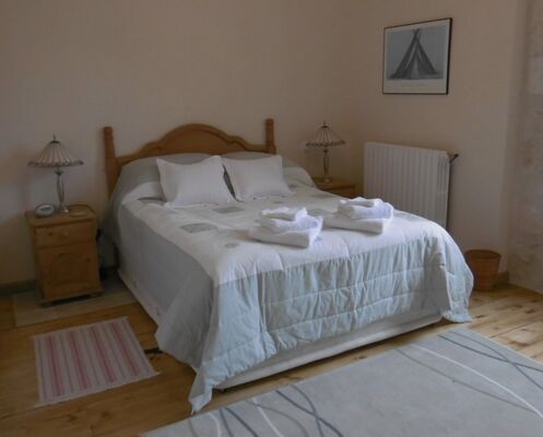 Double bedroom B&B (3)