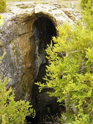 Entrée de grotte