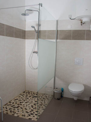 Espagnac St Eulalie Salle de bain gîte 298