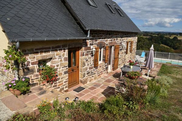 GîteCHANEL-Lagleygeolle_façade
