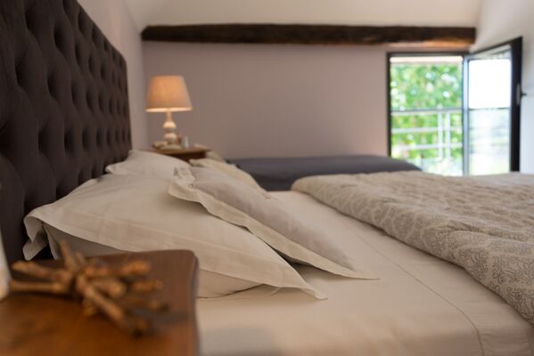 GîteLaPapetie-BRIVEZAC_detailChambre5