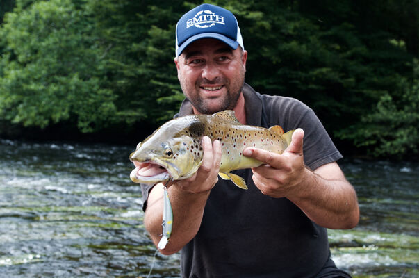 Guide de pêche Laurent Matéo - Vallée de la Dordogne -1