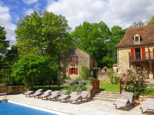 HERMS - Le gîte à côté du manoir La Sainte