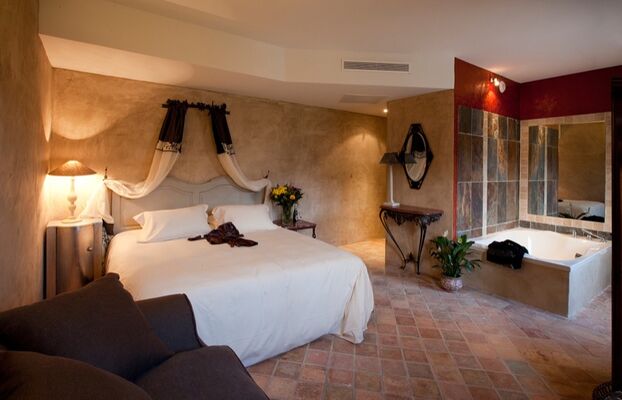 Hotel Saint Cirq Tour de Faure