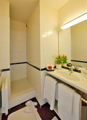 Hotel le Chateau-Rocamadour-Salle de douche