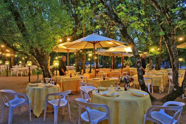 Hotel le Chateau-Rocamadour-Terrasse Restaurant