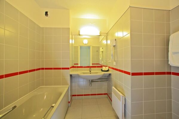 Hotel le Chateau-Rocamadour-salle de bain 2