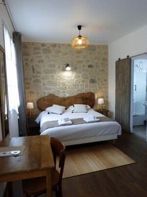 Hôtel des Grottes à Cabrerets
