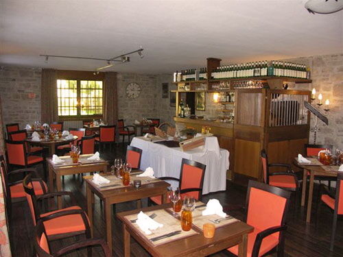 Hôtel Restaurant Hostellerie La Charmille
