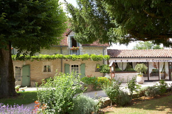 Hôtel Restaurant Le Troubadour