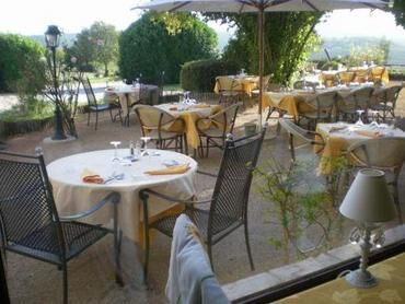 Hôtel Restaurant Les Vieilles Tours