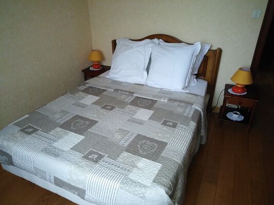 CHAMBRE 2 -LIT DOUBLE