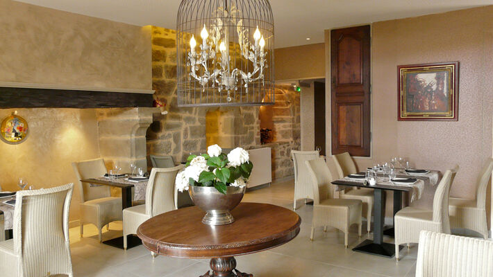 La salle du restaurant - La Bastidie - Noailhac