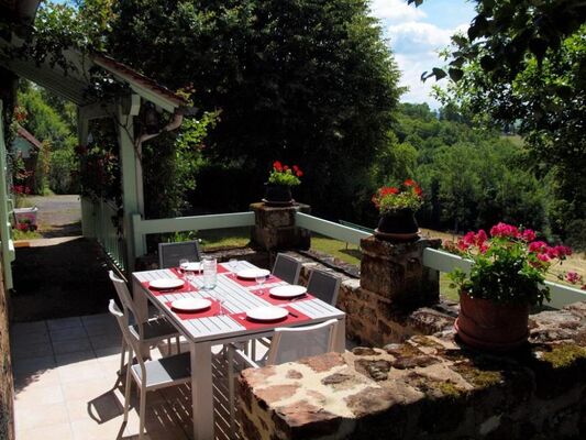 LeRouchil-Tudeils_terrasse