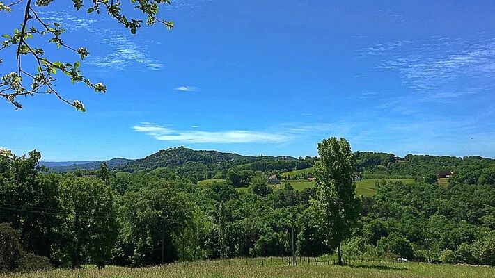 LeRouchil-Tudeils_panoramaSud