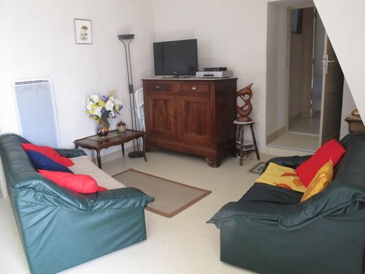 Location M. Dumontier 10