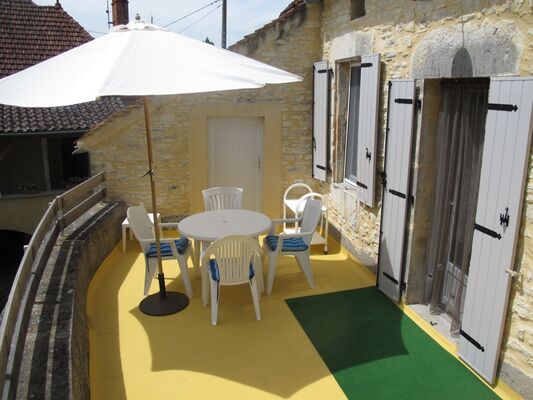 Location M. Dumontier 21