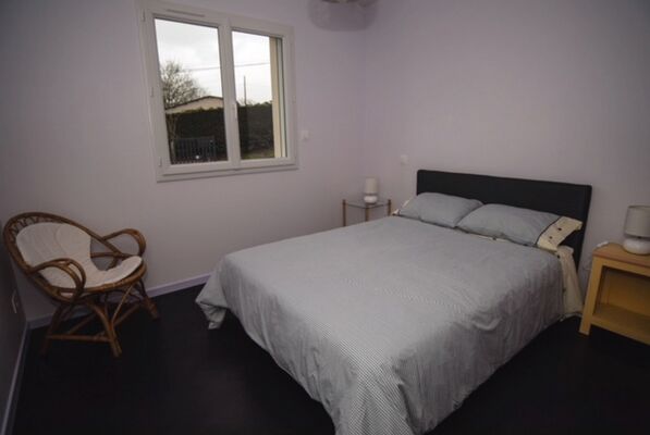LocationFAVEDE-Aubazine_chambre1