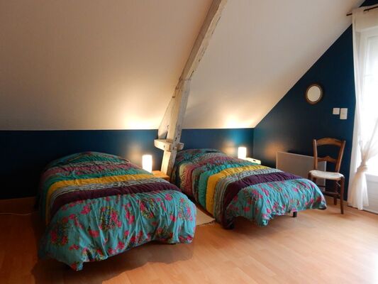 LocationGRANDE-OURSE-MaisonDesEtoiles-Noailhac_chambreTurenne2