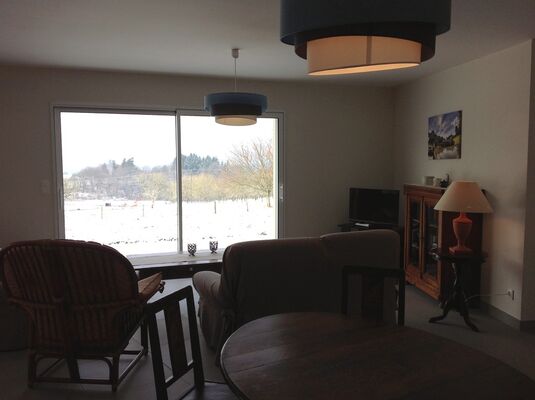 LocationLaChabanarFAVEDE-Aubazine_vueSalon2