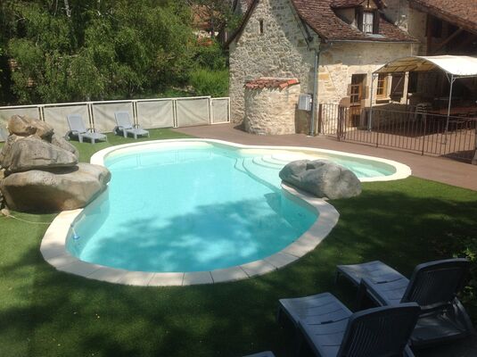 Loustalauthentique_LissacetMouret_Piscine