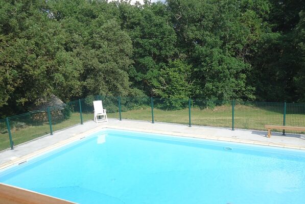 Marminiac Gîte chênePiscine